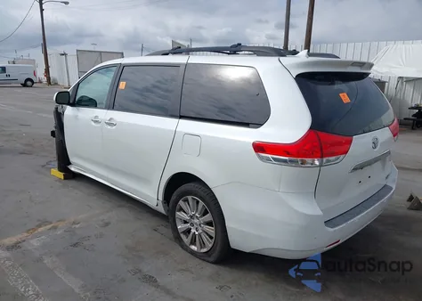 2011 Toyota Sienna Limited from USA, damaged, VIN 5TDDK3DC8BS005593
